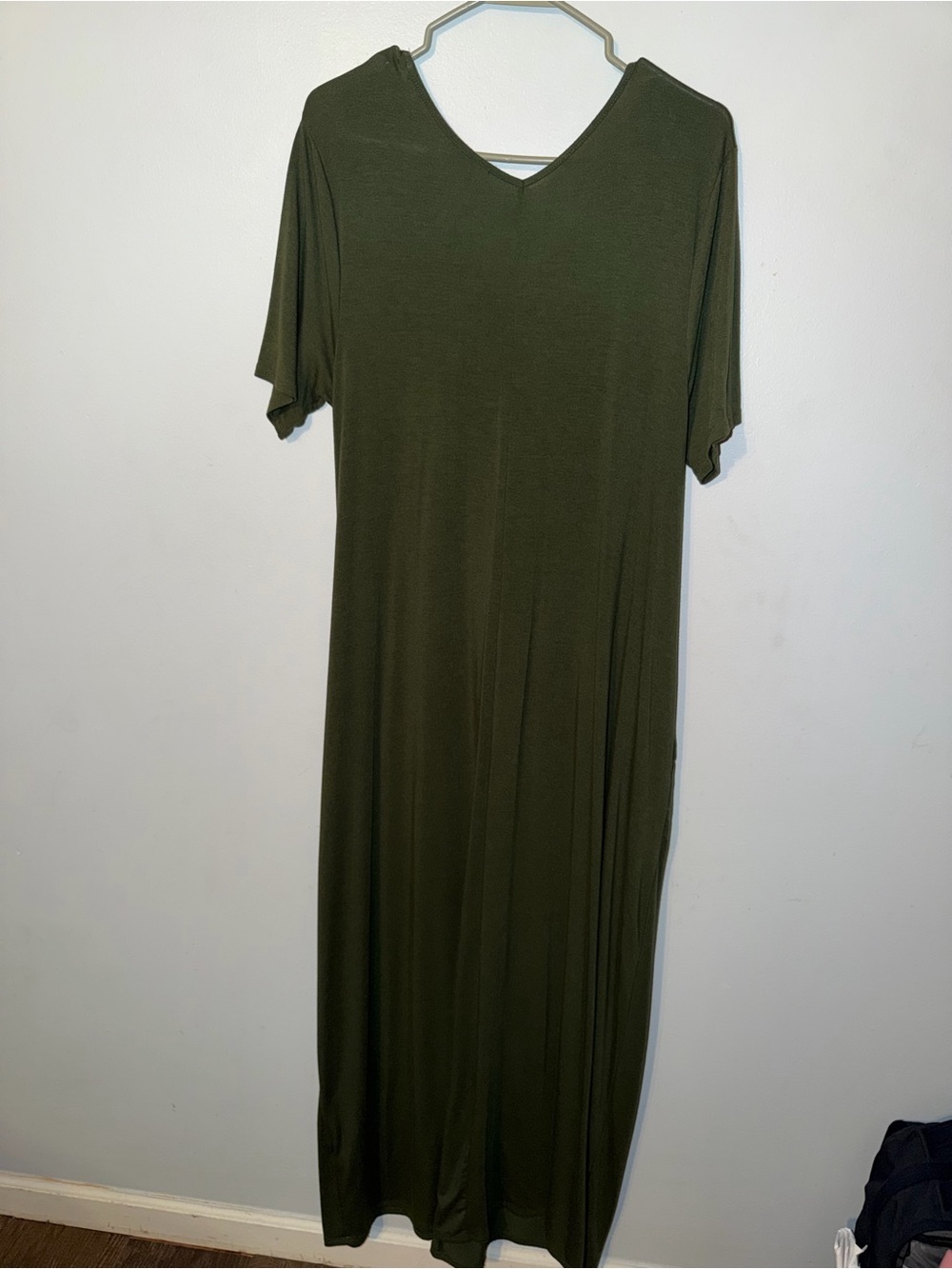 Zenana Outfitters Olive Green V-Neck Maxi Dress